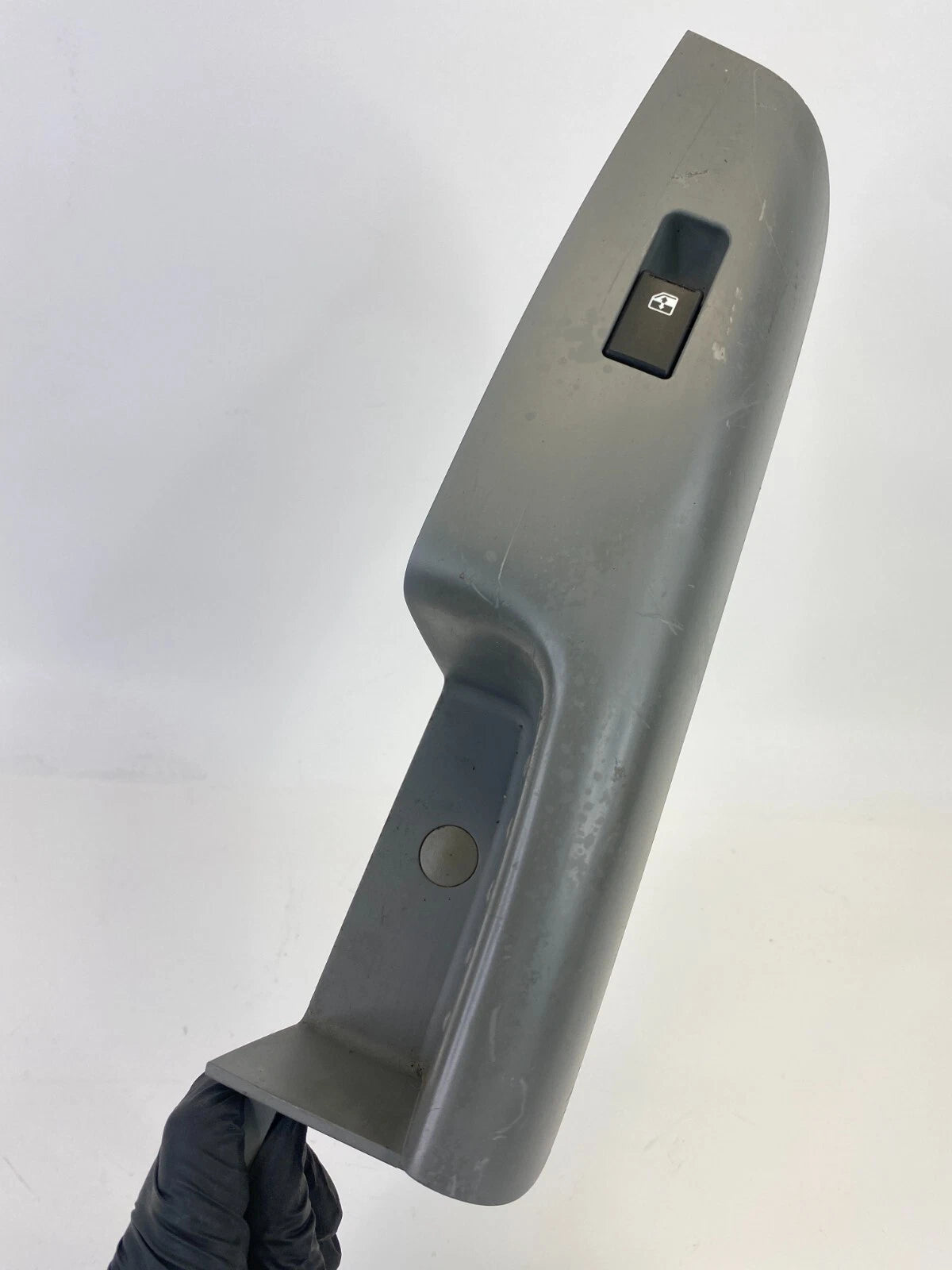 2009 2010 2011 KIA BORREGO REAR LEFT DOOR BACK WINDOW SWITCH W/ BEZEL OEM