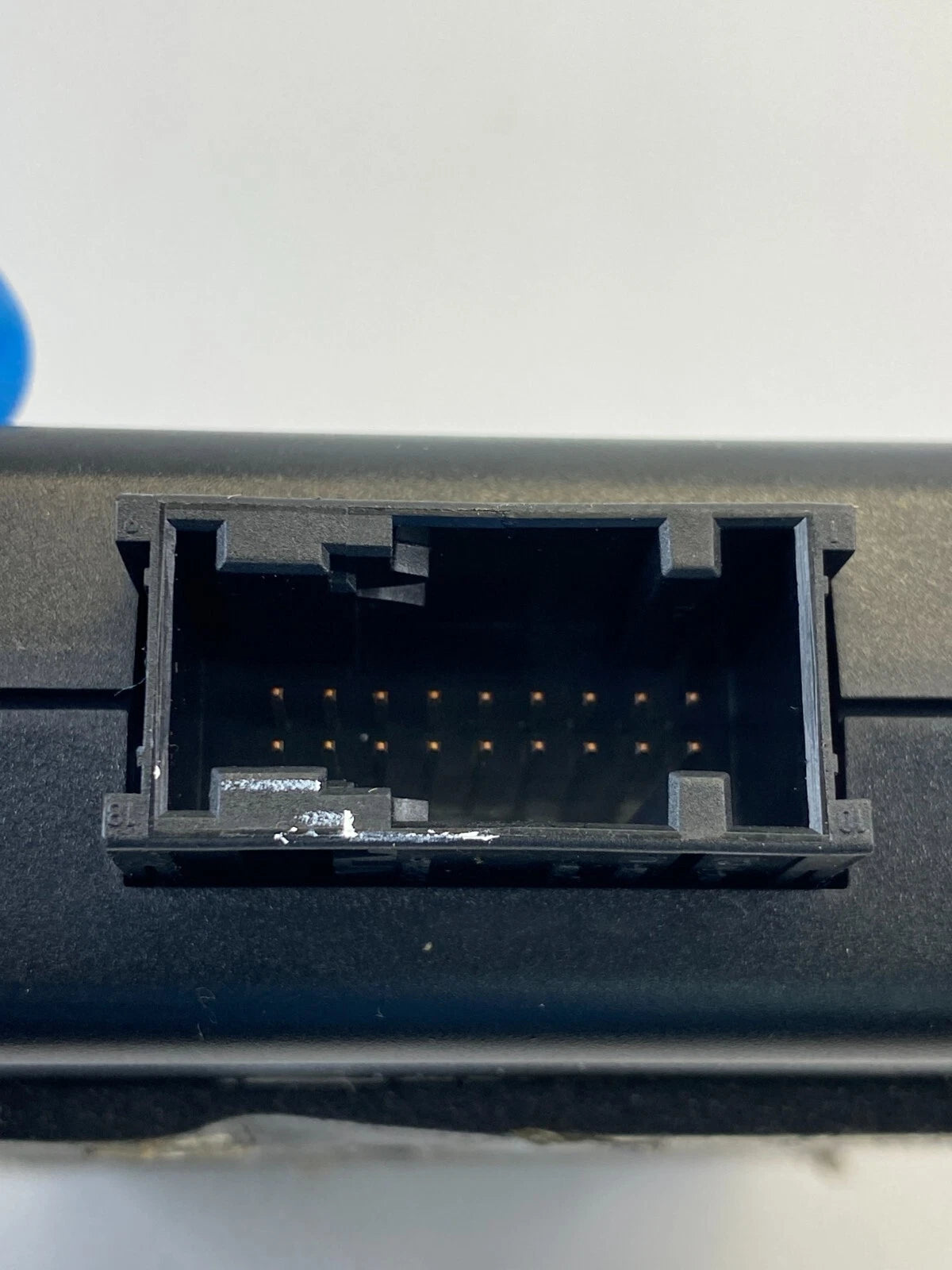 2006-2009 MERCEDES-BENZ R350 IPOD INTERFACE CONTROL MODULE UNIT B67824252 OEM