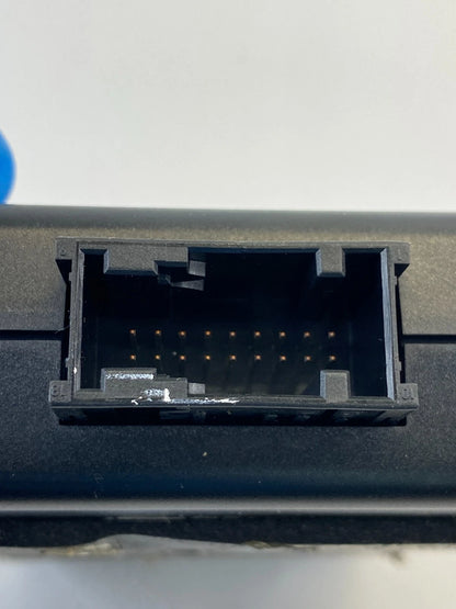 2006-2009 MERCEDES-BENZ R350 IPOD INTERFACE CONTROL MODULE UNIT B67824252 OEM