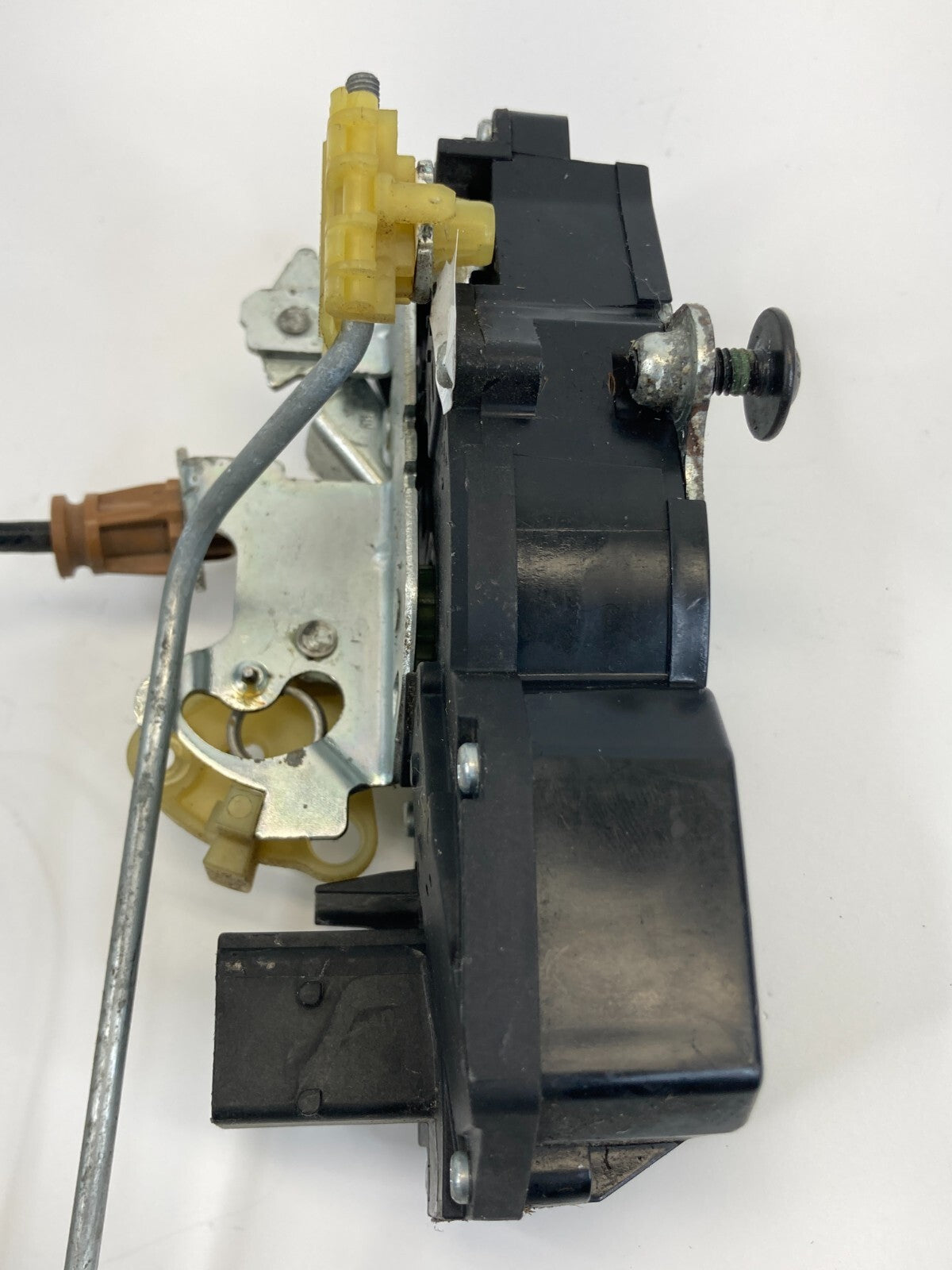 12-15 Chevrolet Captiva Sport Front Right Side Door Lock Latch Actuator R2278593