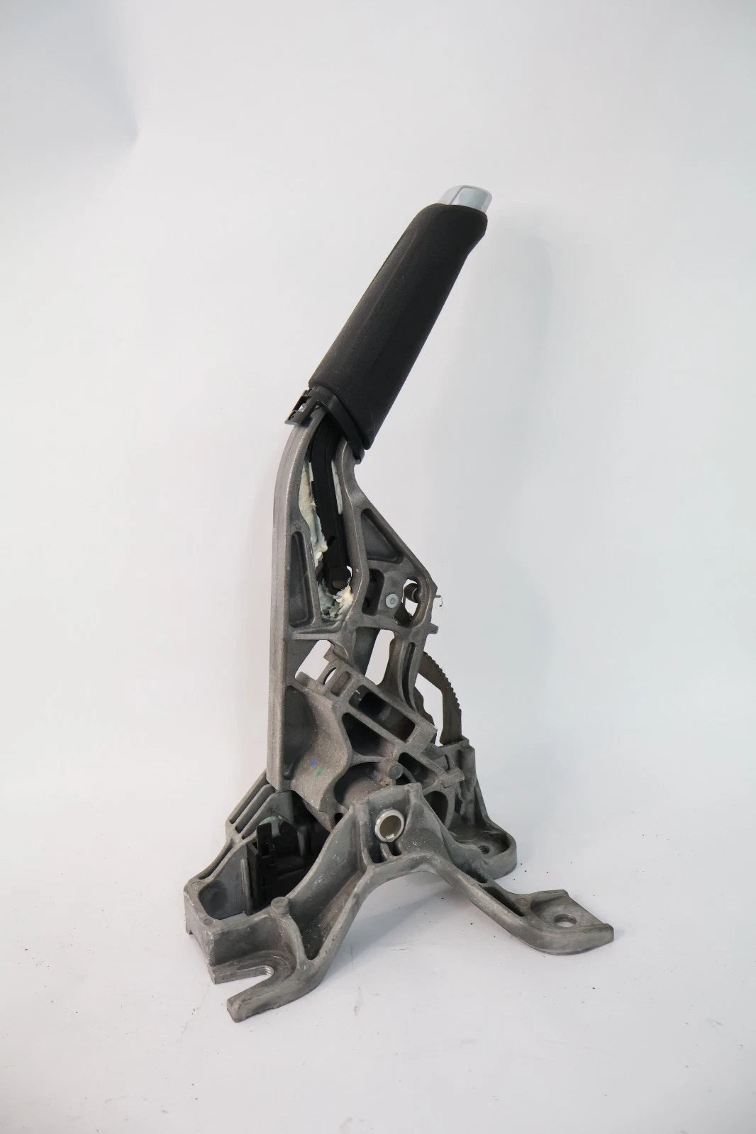 2012-2018 FORD FOCUS EMERGENCY PARKING BRAKE HANDLE LEVER ASSY BV61-2780-CE