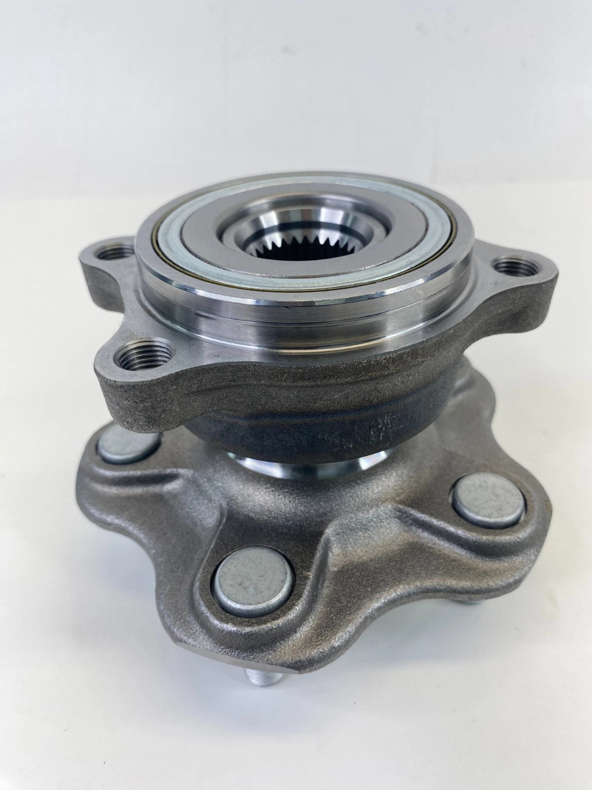 2003-2007 Infiniti G35 Rear Left Or Right Wheel Hub Bearing Assembly