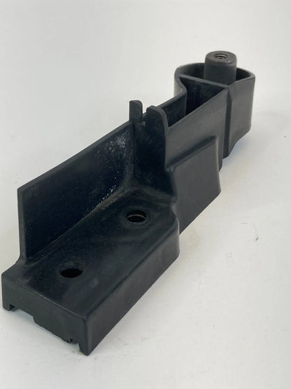2005-2011 AUDI A6 QUATTRO FRONT LEFT BUMPER BRACKET SUPPORT COVER 4F0807771 OEM