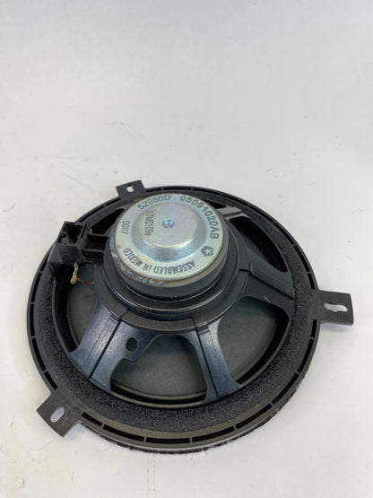 2002-2007 JEEP LIBERTY DOOR PANEL AUDIO SOUND SPEAKER ASSY 05091020AB OEM
