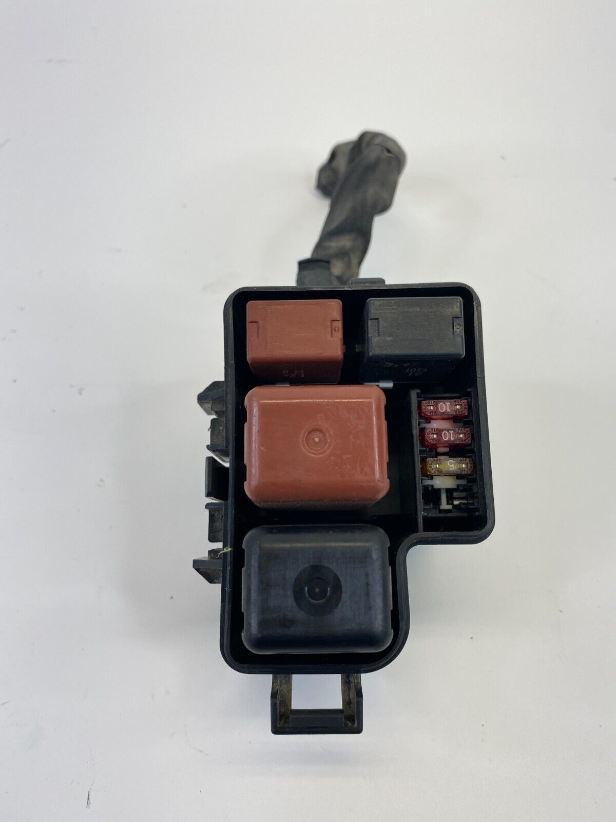 1999 2000 2001 Lexus ES300 3.0L Under Hood Small Fuse Box Relay OEM