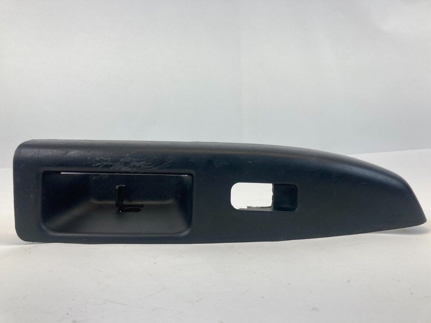 2010-2013 Kia Soul Rear Right Passenger Side Door Window Switch Bezel Trim OEM