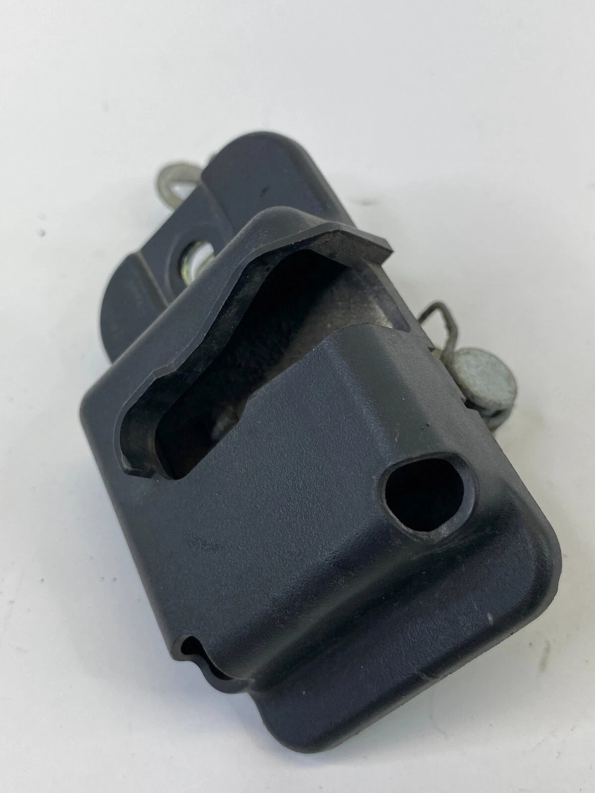 2008-2016 CHRYSLER TOWN & COUNTRY FUEL FILLER DOOR TO SLIDING DOOR LOCKOUT STOP