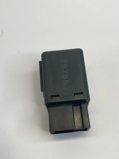 2003-2008 INFINITI G35 3.7L DOOR WINDOW CONTROL MODULE BREAKE RELAY 24330C9900