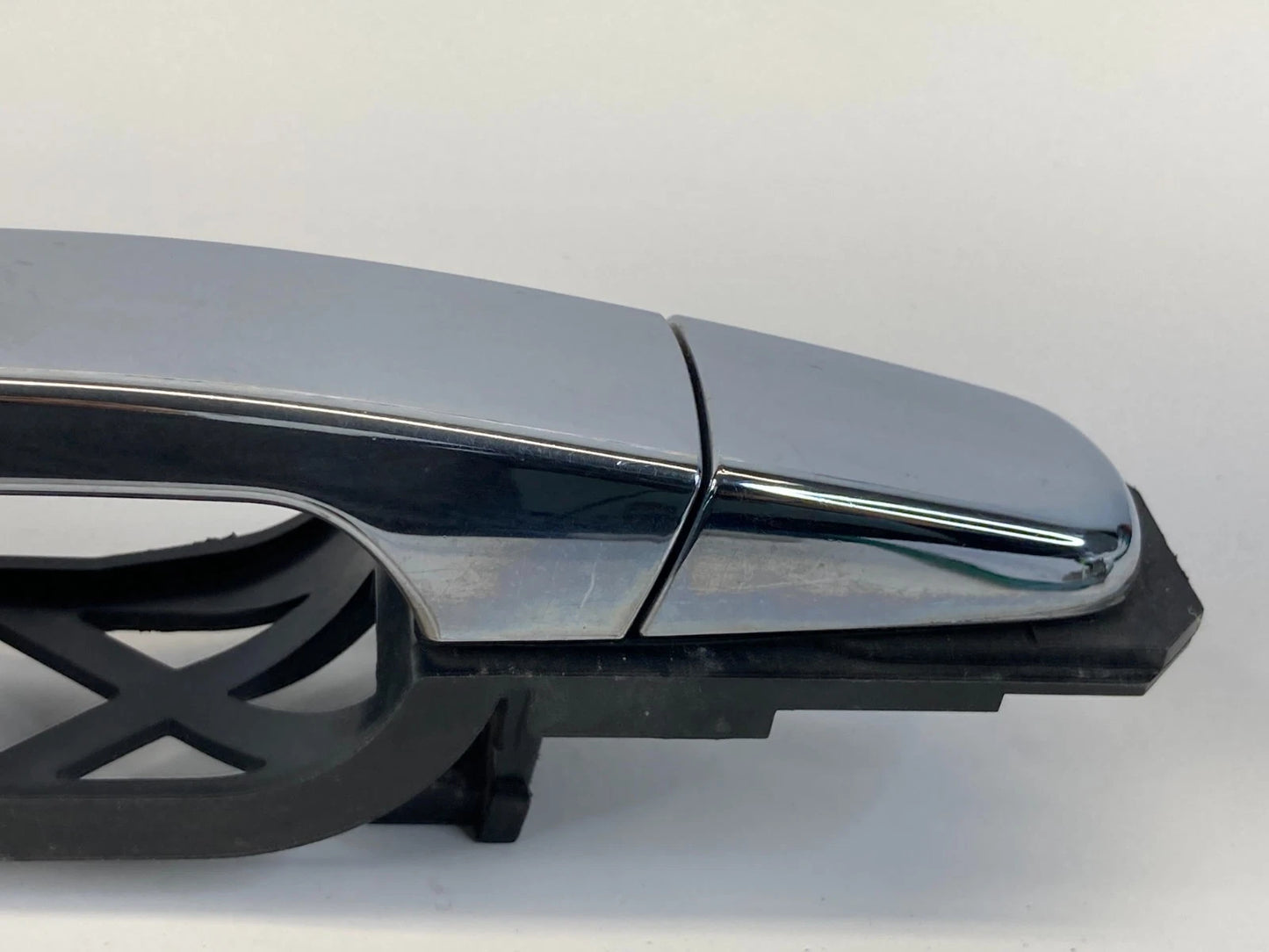 2010-2017 GMC TERRAIN REAR LEFT BACK SIDE EXTERIOR DOOR HANDLE 15786207 OEM