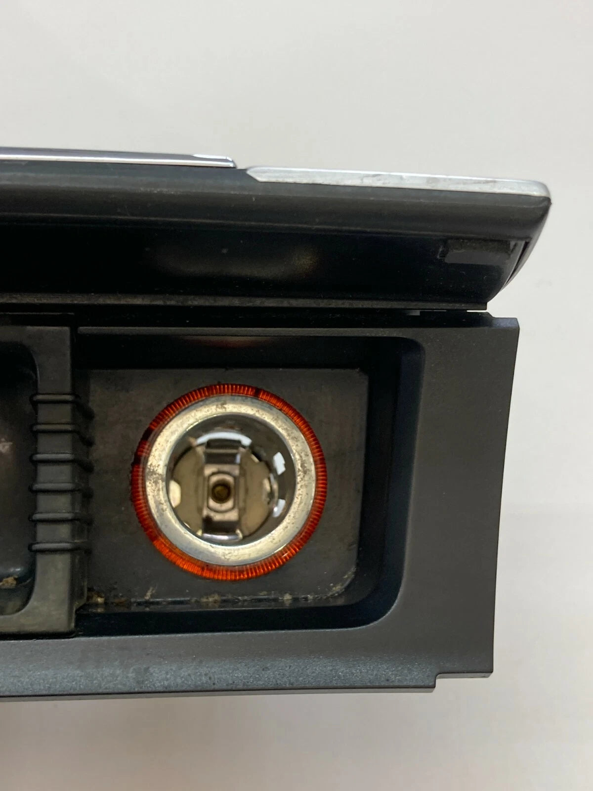 06-10 VOLKSWAGEN PASSAT SEDAN CENTER DASH ASH TAY ASHTRAY STORAGE BOX 3C0857961A