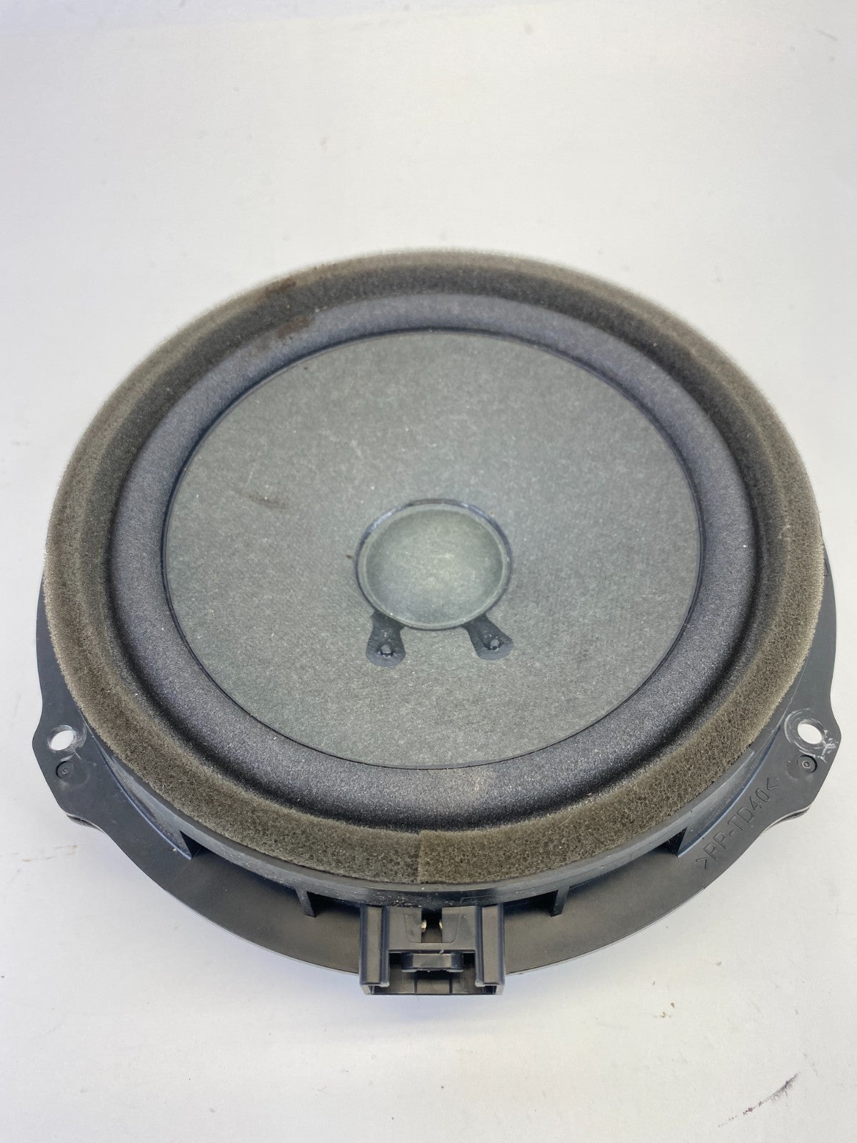 2013-2015 Ford Escape Front Right Side Door Audio Speaker 8A6T-18808-AC OEM