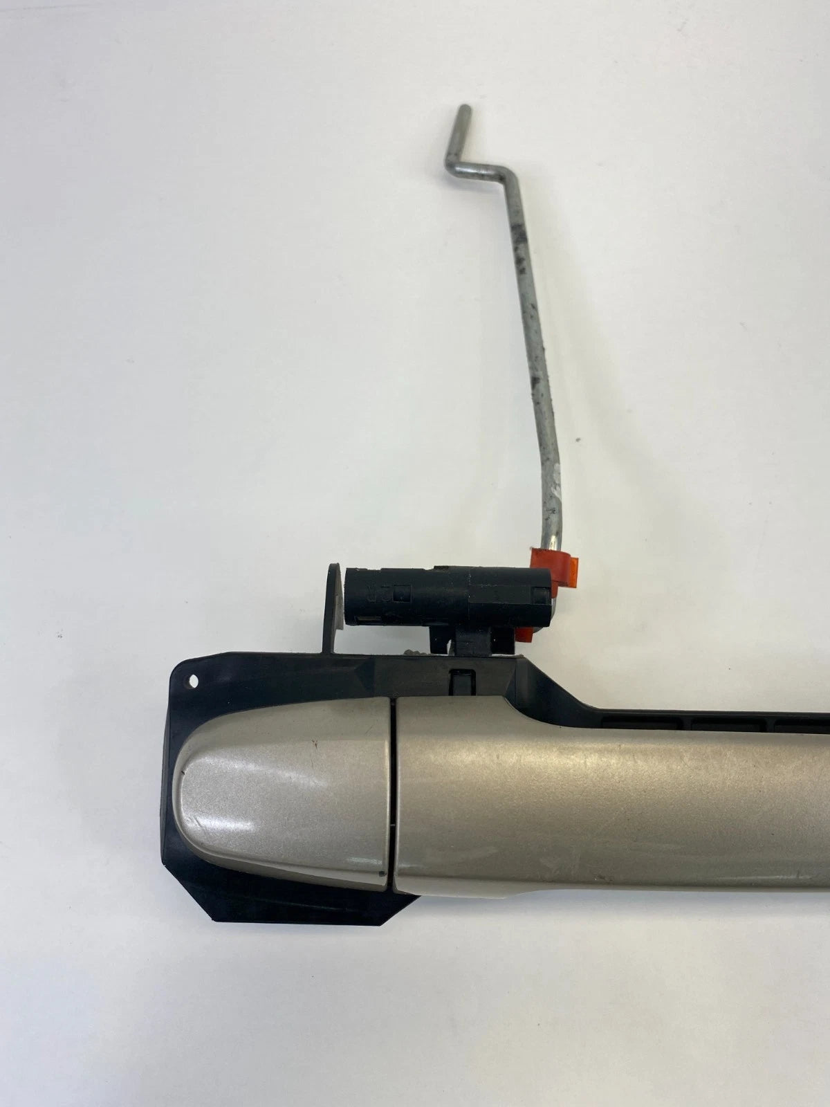 2004-2008 TOYOTA SOLARA COUPE FRONT RIGHT PASSENGER SIDE EXTERIOR DOOR HANDLE