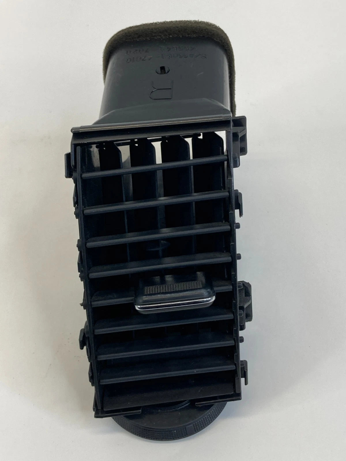 2004-2009 TOYOTA PRIUS DASH RIGHT OUTER AC A/C AIR VENT GRILLE 55660-47020