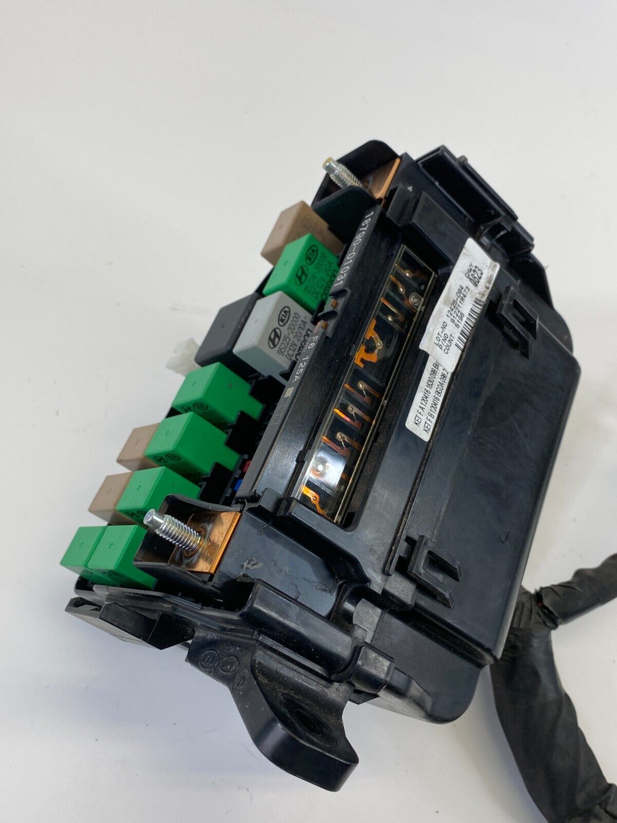 12 13 Hyundai Accent 1.6L L4 AT Engine Fuse Relay Box Junction Block 912211R473