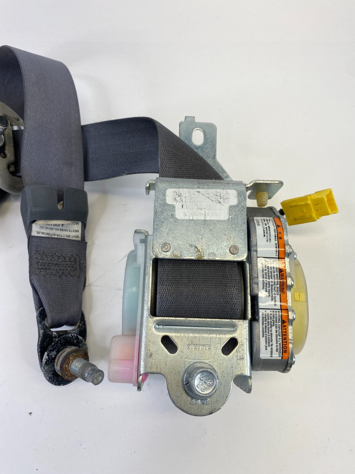 2004-2007 Honda Accord Sedan Front Left Driver Side Seat Belt Retractor LH OEM