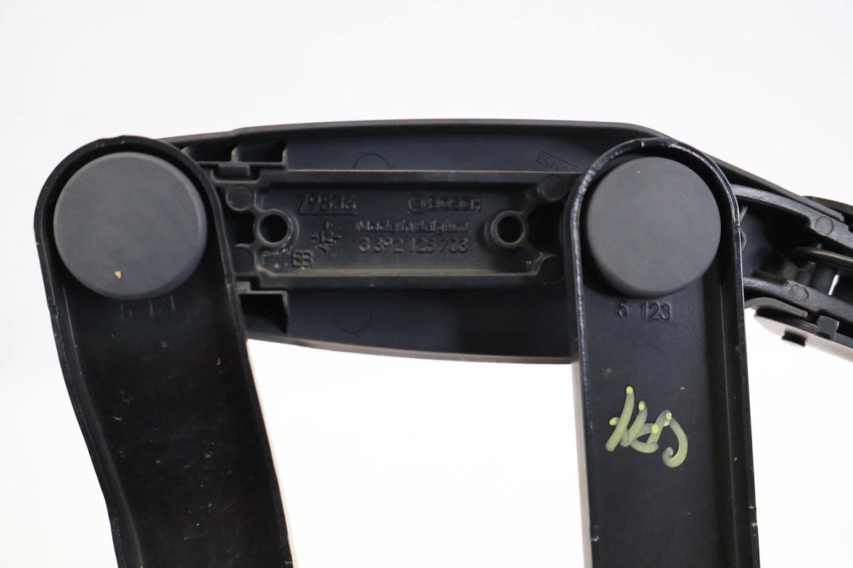 2010-2014 MERCEDES-BENZ E350 WINDSHIELD WIPER ARM ASSEMBLY FRONT A-212-820-09-44