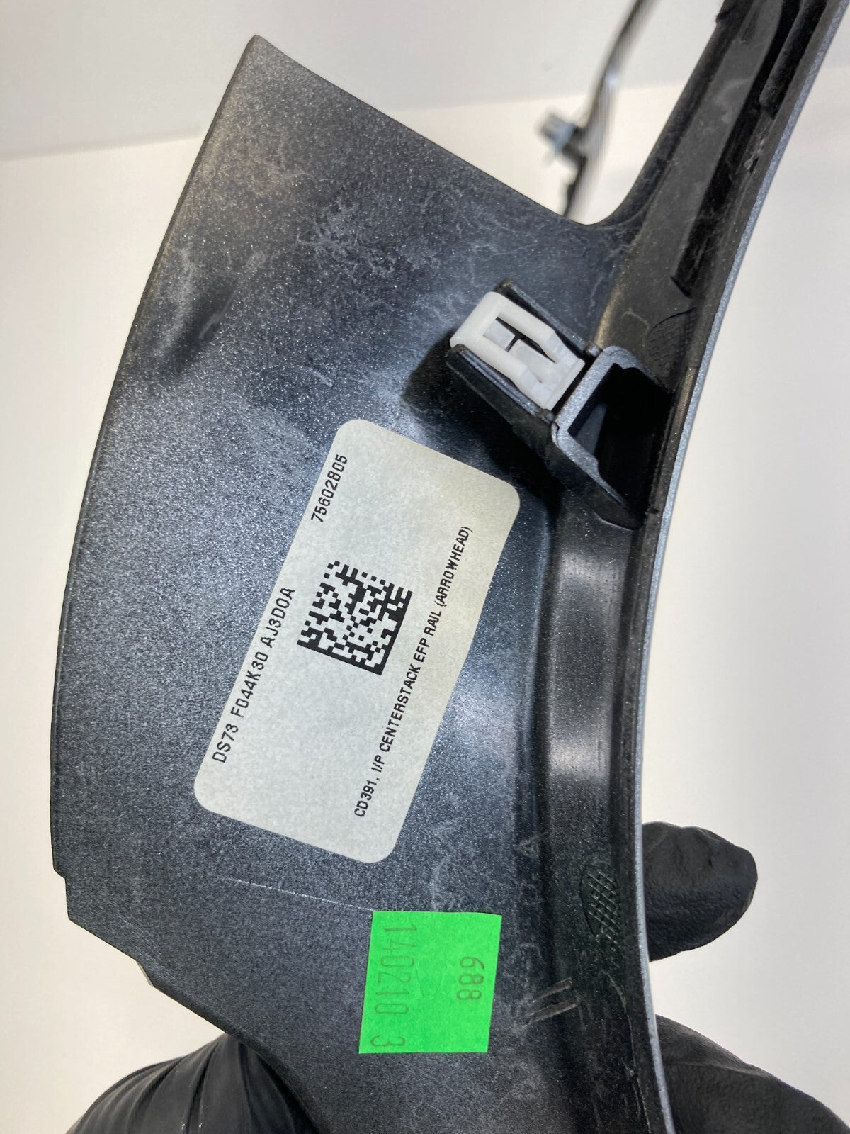 2013-2016 Ford Fusion Center Dash Radio Bezel Trim Molding DS73-F044K30-AJ OEM