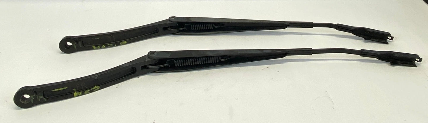 2008-2012 FORD ESCAPE FRONT WINDSHIELD LEFT RIGHT WIPER ARM SET 24030789 OEM