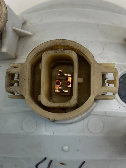 2010-2012 FORD ESCAPE FRONT RIGHT PASSENGER SIDE FOG LIGHT LAMP ASSEMBLY OEM