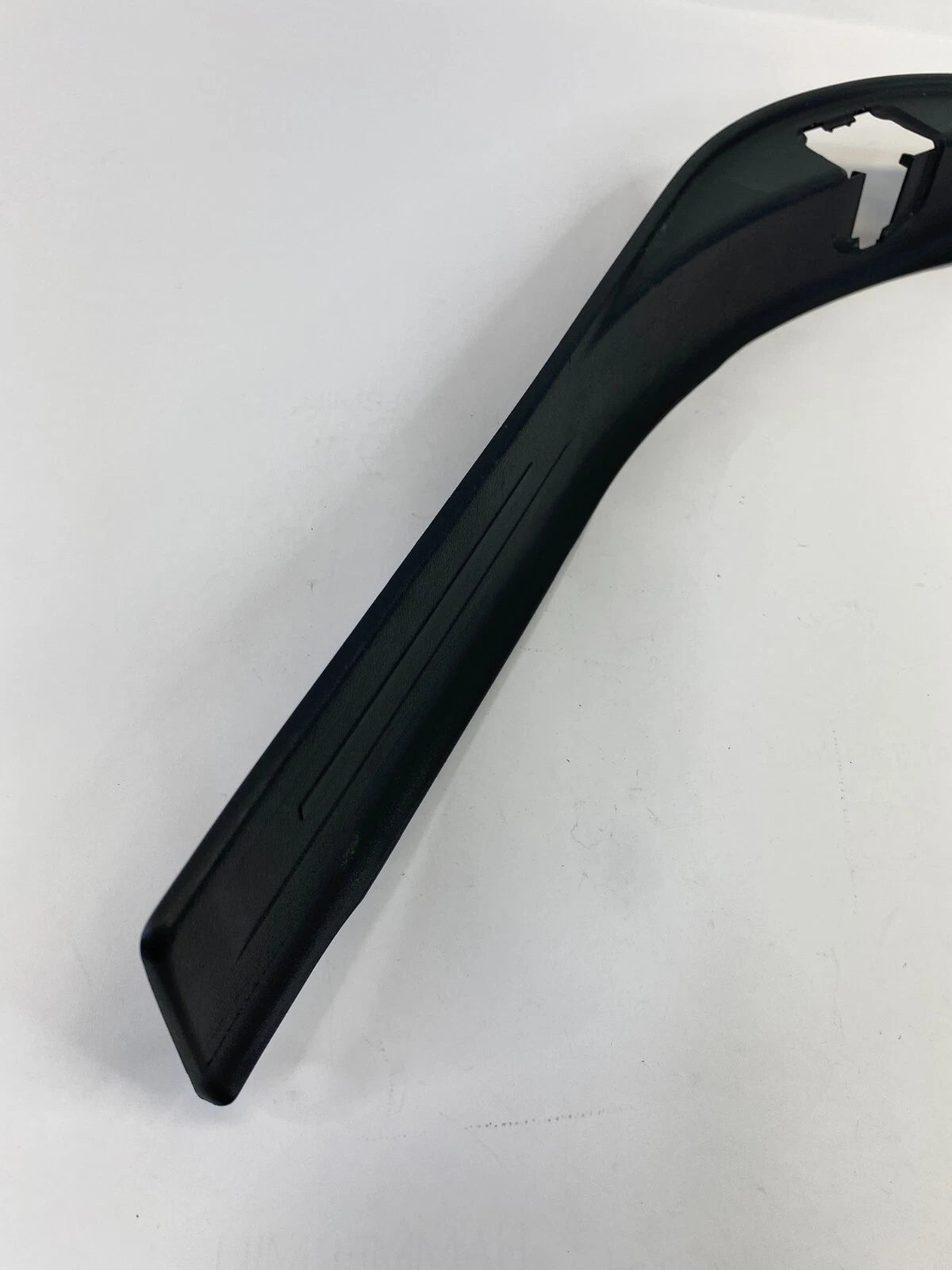 10-14 SUBARU OUTBACK REAR RIGHT SIDE DOOR PILLAR SCUFF PLATE COVER 94061AJ06A