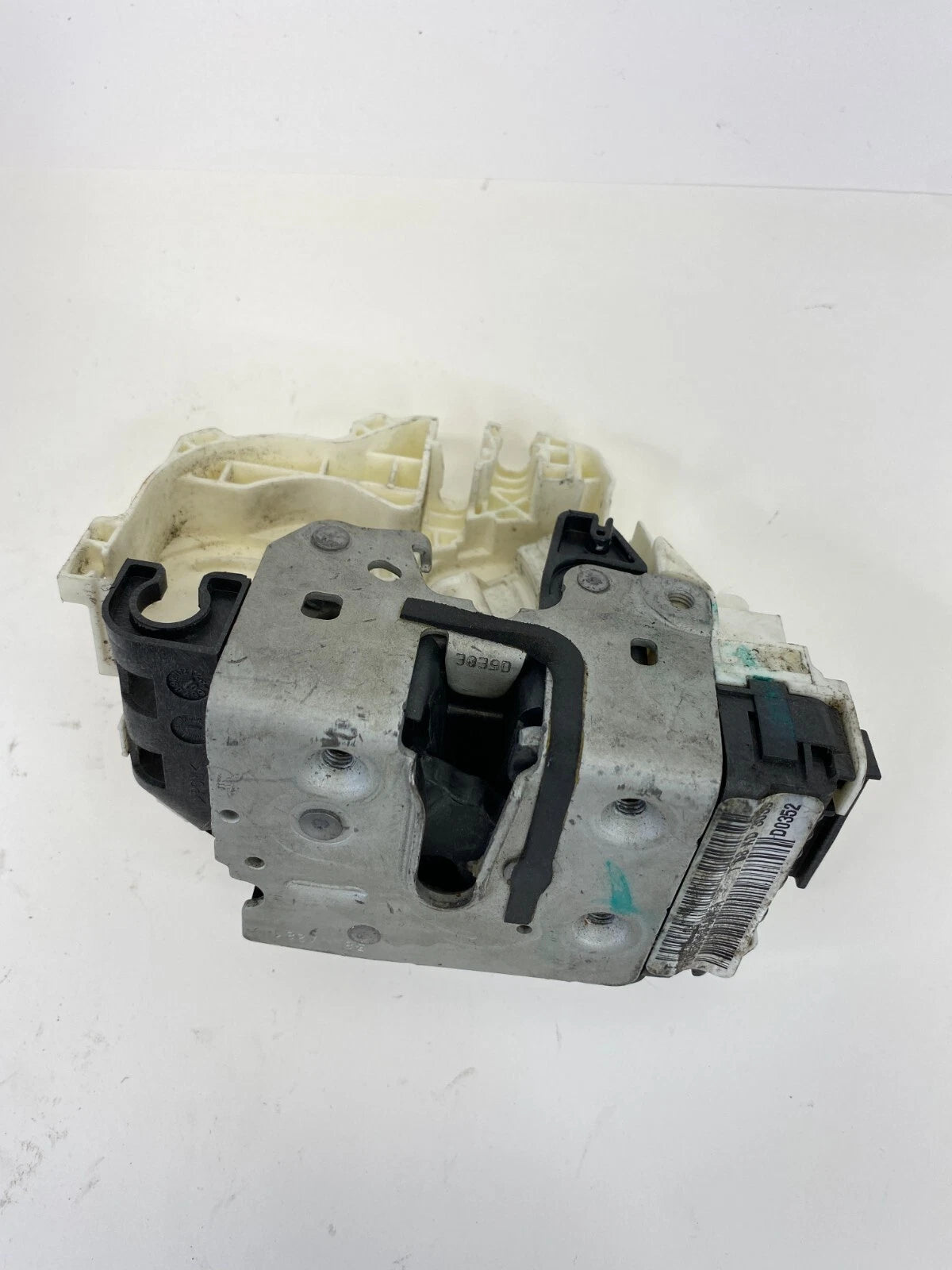 09 10 DODGE JOURNEY FRONT RIGHT SIDE DOOR LOCK LATCH ACTUATOR 04589694AA OEM