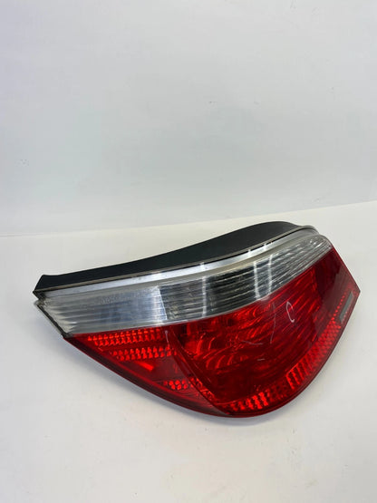 2004-2007 BMW 530I SEDAN REAR LEFT DRIVER SIDE LED TAIL LIGHT 6923305 OEM