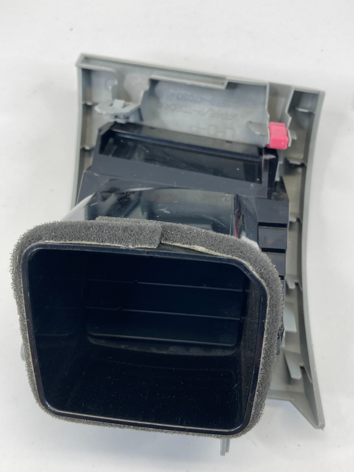 10-15 Toyota Prius Dash Right Side AC Air Vent Grille Outlet 55662-47030 OEM