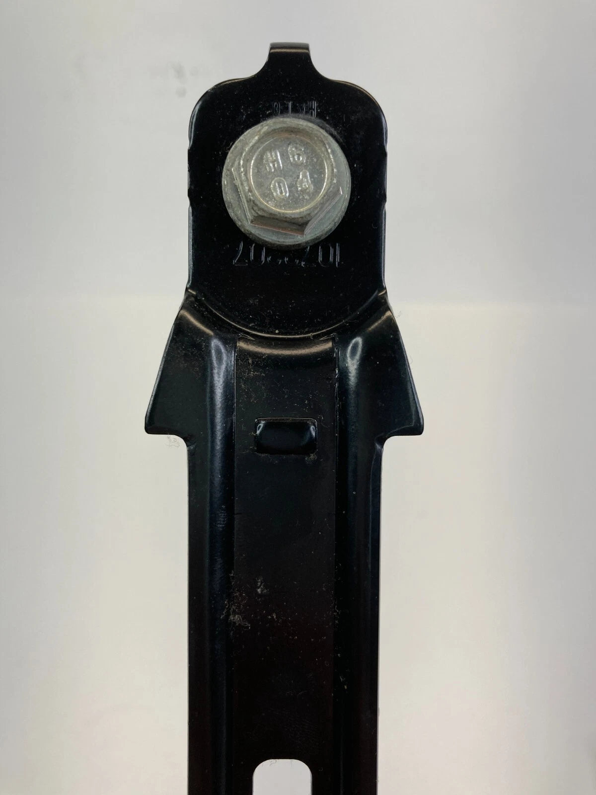 2006-2014 KIA SEDONA FRONT RIGHT PASENGER HEIGHT ADJUSTER SEAT BELT OEM