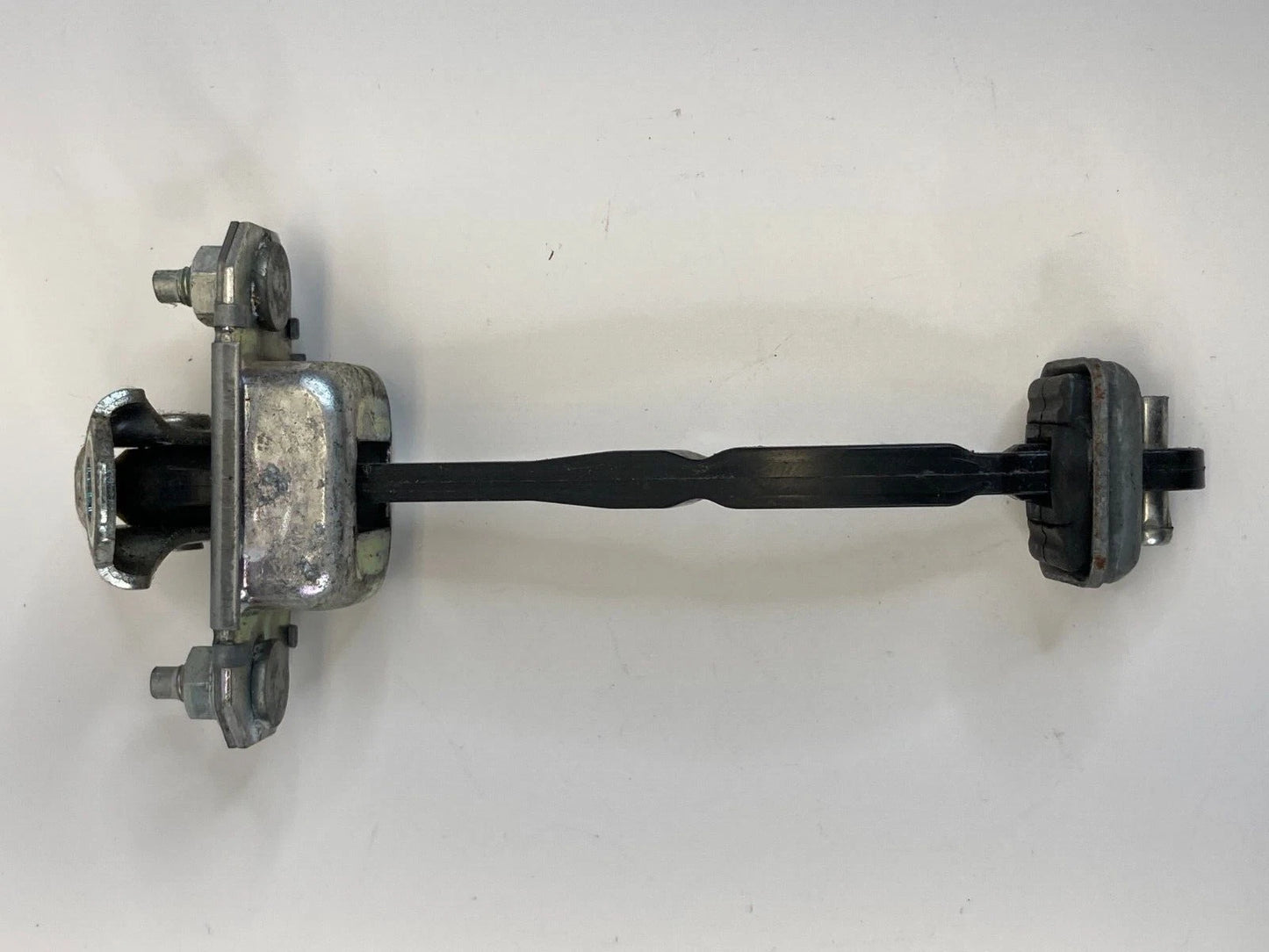 2009-2013 SUBARU FORESTER FRONT RIGHT SIDE STOPPER DETENT ARM HINGE CHECKER OEM