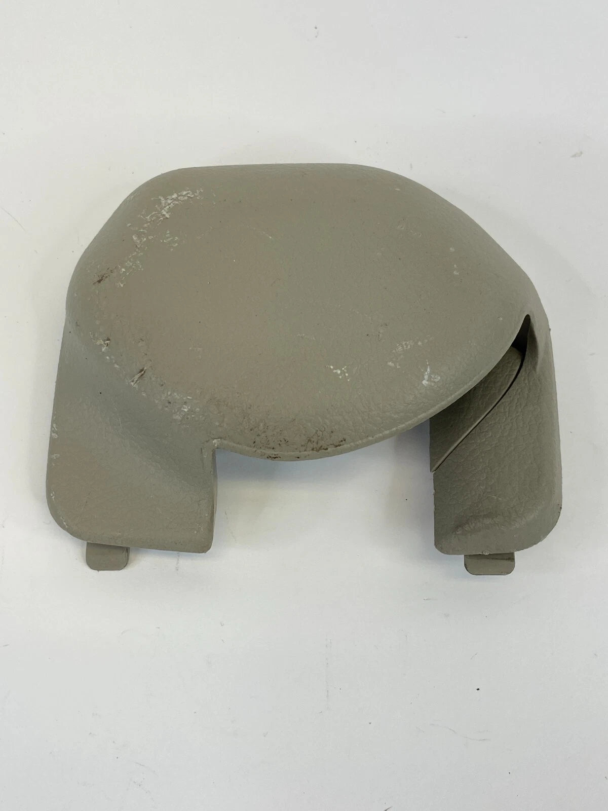 09-13 TOYOTA COROLLA FRONT RIGHT SIDE SEAT BELT BOLT COVER TRIM CAP 73233-12020