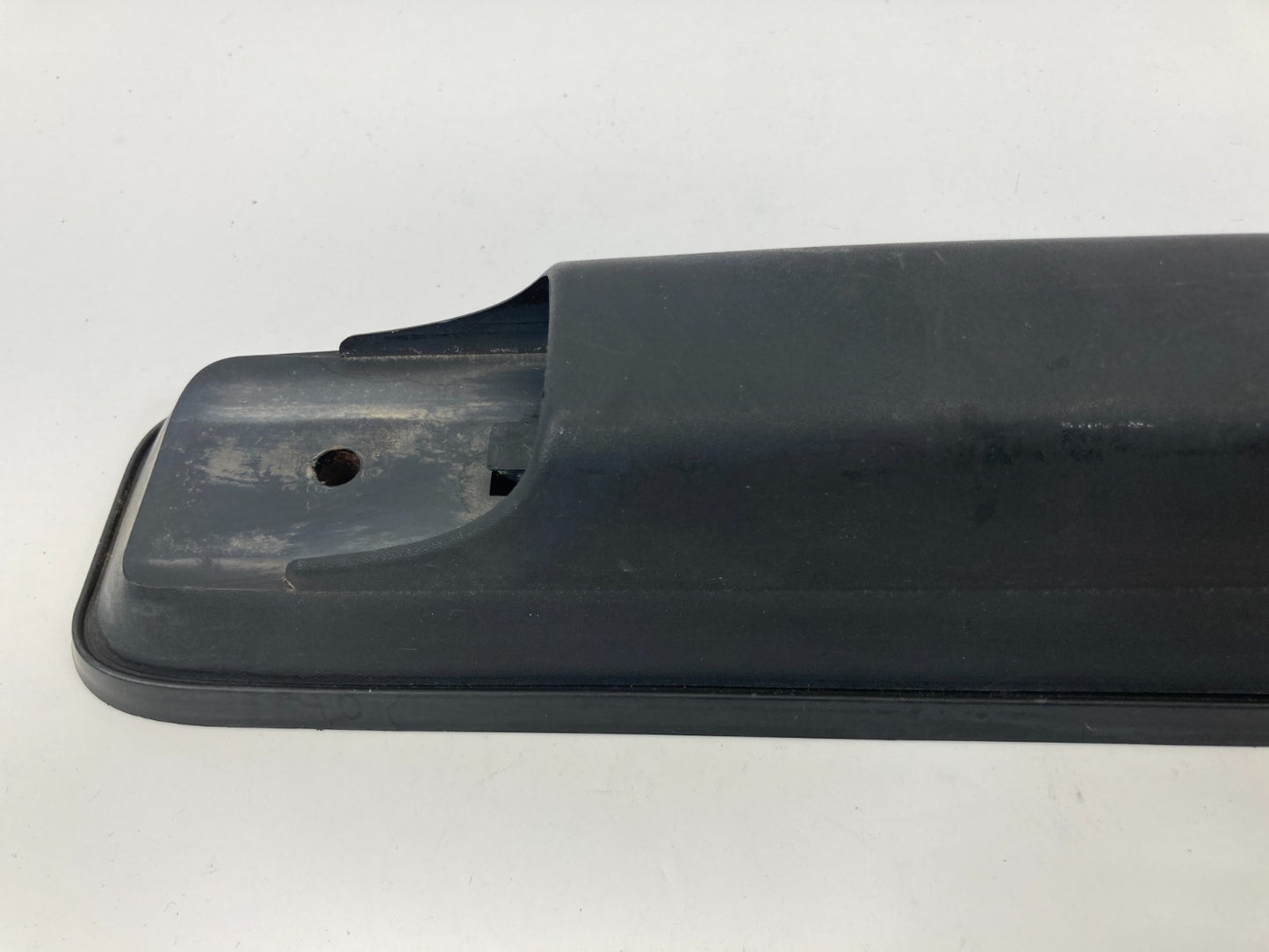 2007-2014 GMC Yukon Front Right Side Roof Rack Rail End Support Assy OEM