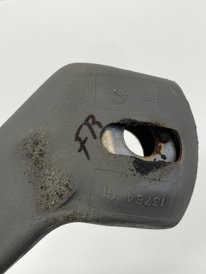 2000 2001 2002 Chevrolet Camaro Front Right Passenger Seat Belt Buckle OEM