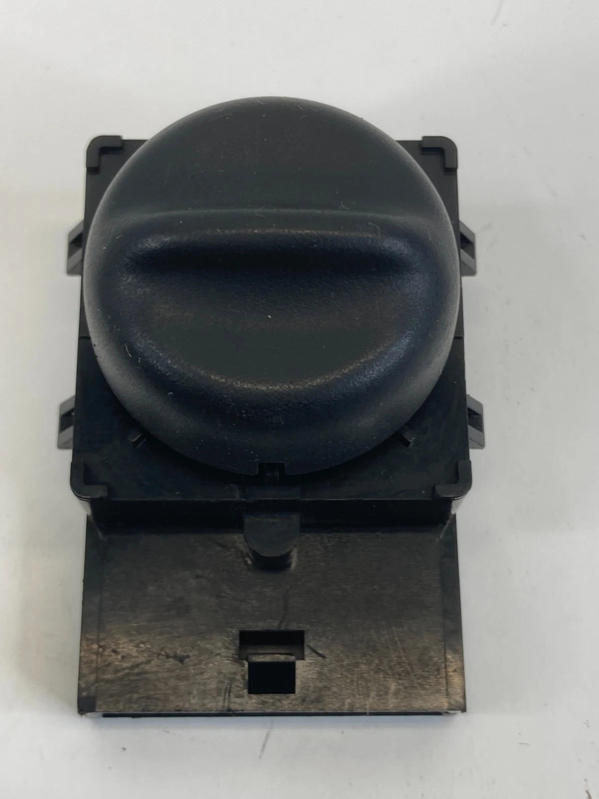 2002-2005 CHEVROLET TRAILBLAZER EXT RIGHT PASSENGER SEAT LUMBAR CONTROL SWITCH