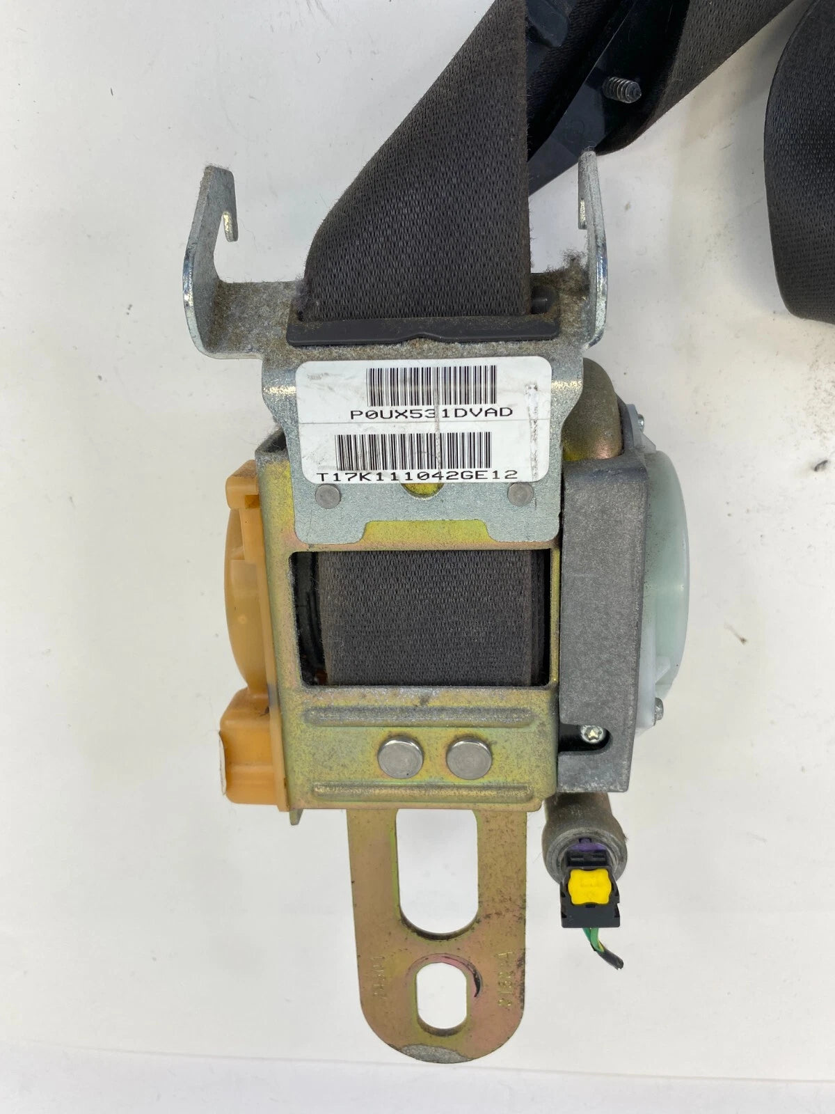 2005 2006 Dodge Magnum Front Left Driver Seat Belt Retractor P0UX531DVAD OEM