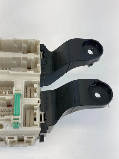 2012 2013 TOYOTA COROLLA INSTRUMENT PANEL FUSE RELAY JUNCTION BLOCK 82730-02210