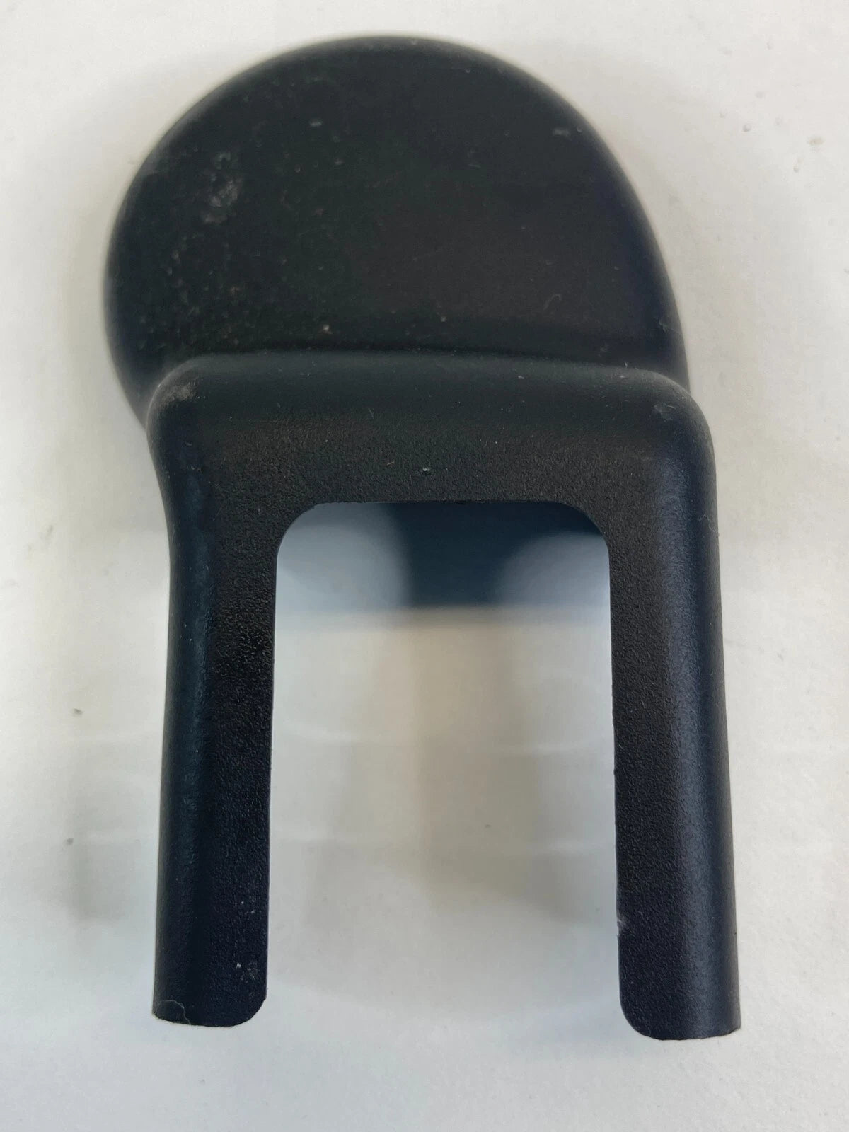 2011-2016 HYUNDAI ELANTRA FRONT LEFT SIDE RH INNER TRACK END COVER TRIM CAP