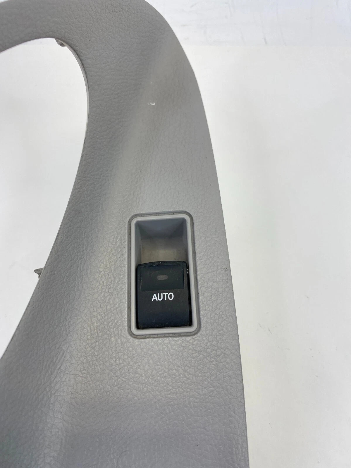 07-11 TOYOTA CAMRY REAR LEFT DOOR WINDOW CONTROL SWITCH W/ BEZEL 74272-06120 OEM