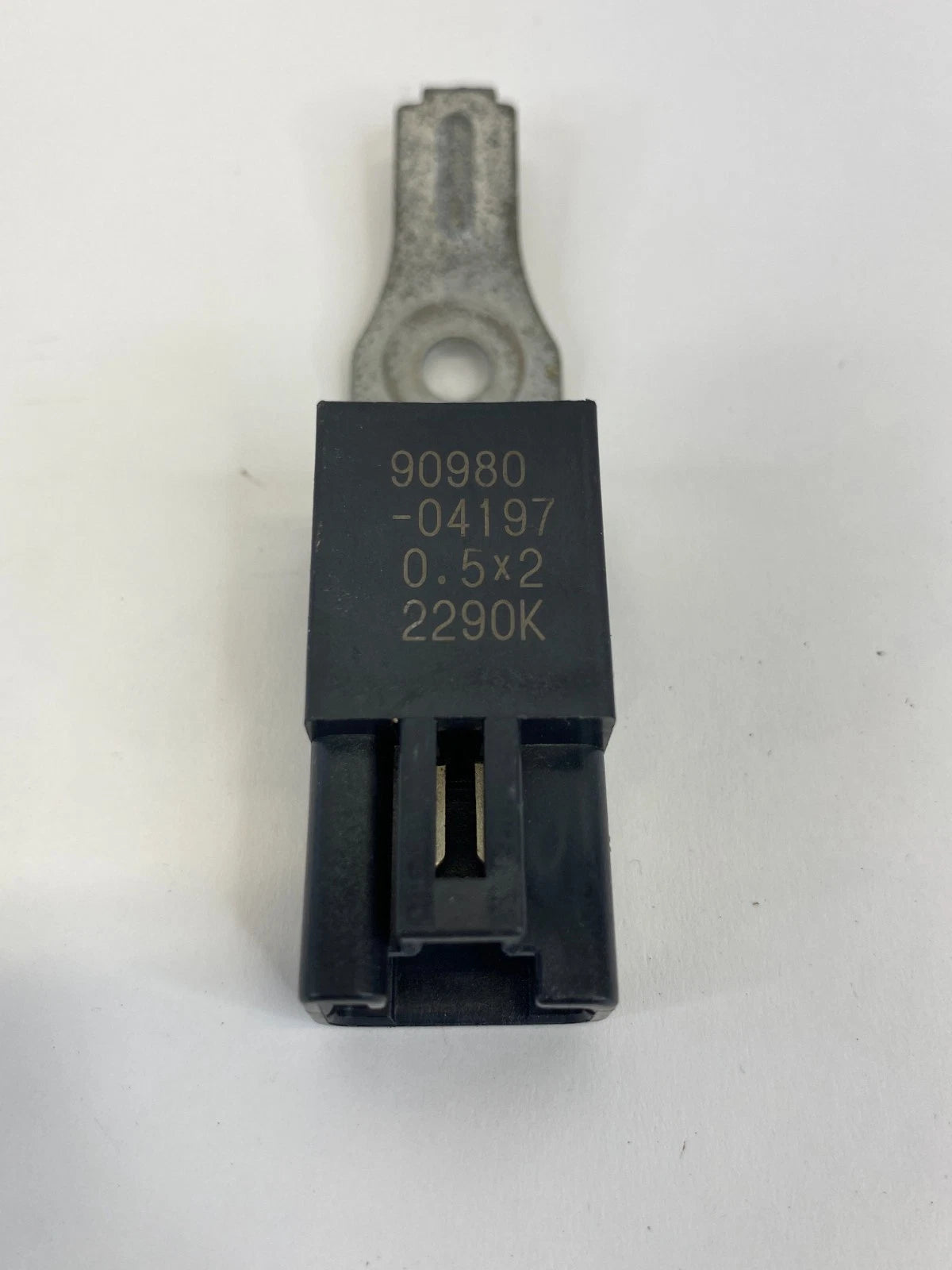 2006-2012 TOYOTA RAV4 RELAY MODULE SENSOR ANTENNA 90980-04197 OEM