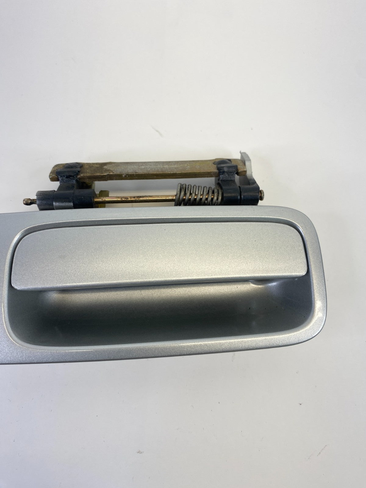 2000-2004 Toyota Avalon Rear Right Back Exterior Outer Door Handle Assembly