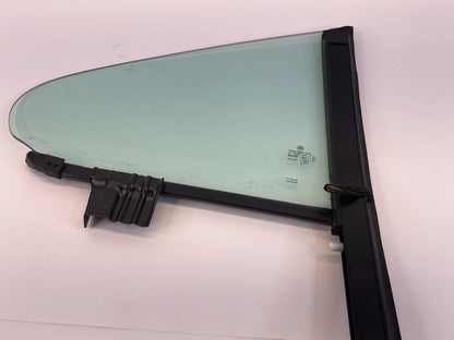 2009-2017 VOLKSWAGEN CC REAR LEFT DOOR VENT QUARTER WINDOW GLASS 3C8-845-215