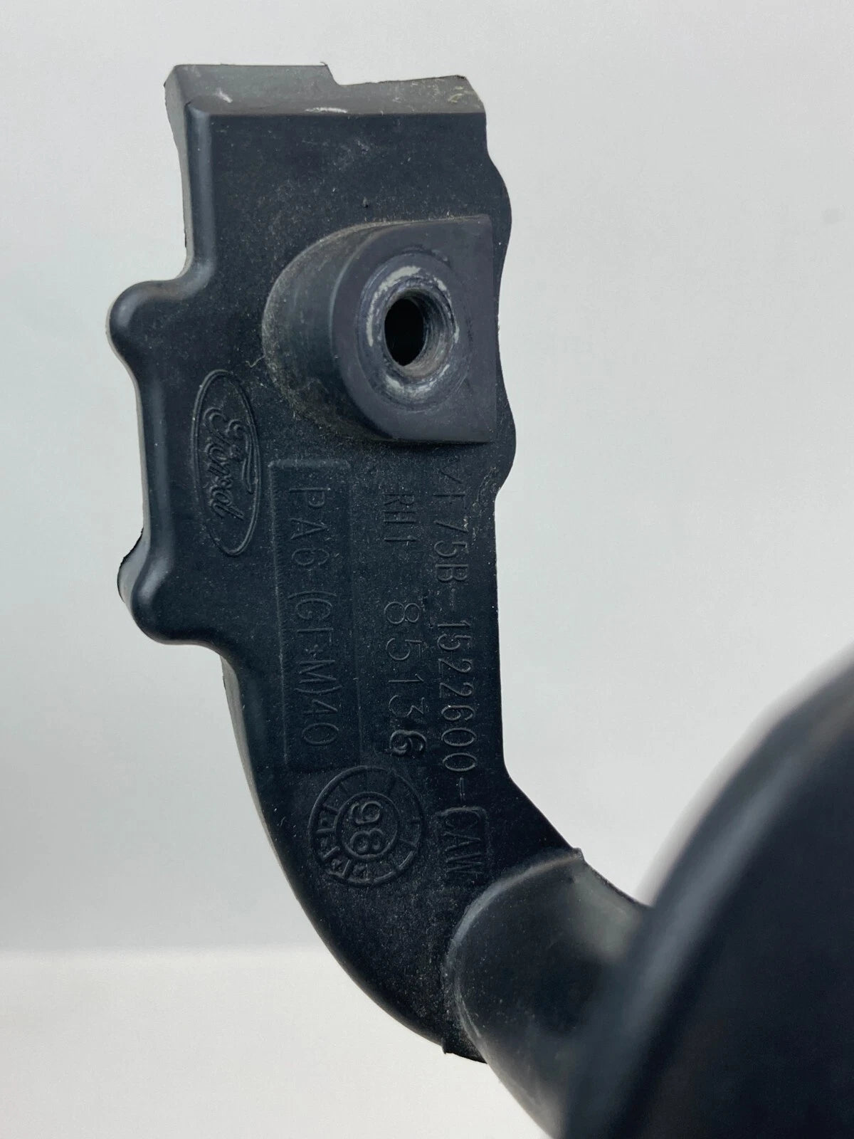 1997-1998 FORD F-150 FRONT RIGHT PASSENGER SIDE INNER DOOR HANDLE F75B-1522600