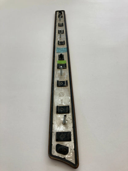 2006-2010 MERCEDES-BENZ R350 FRONT RIGHT DASH MOLDING TRIM PANEL BEZEL WOOD OEM