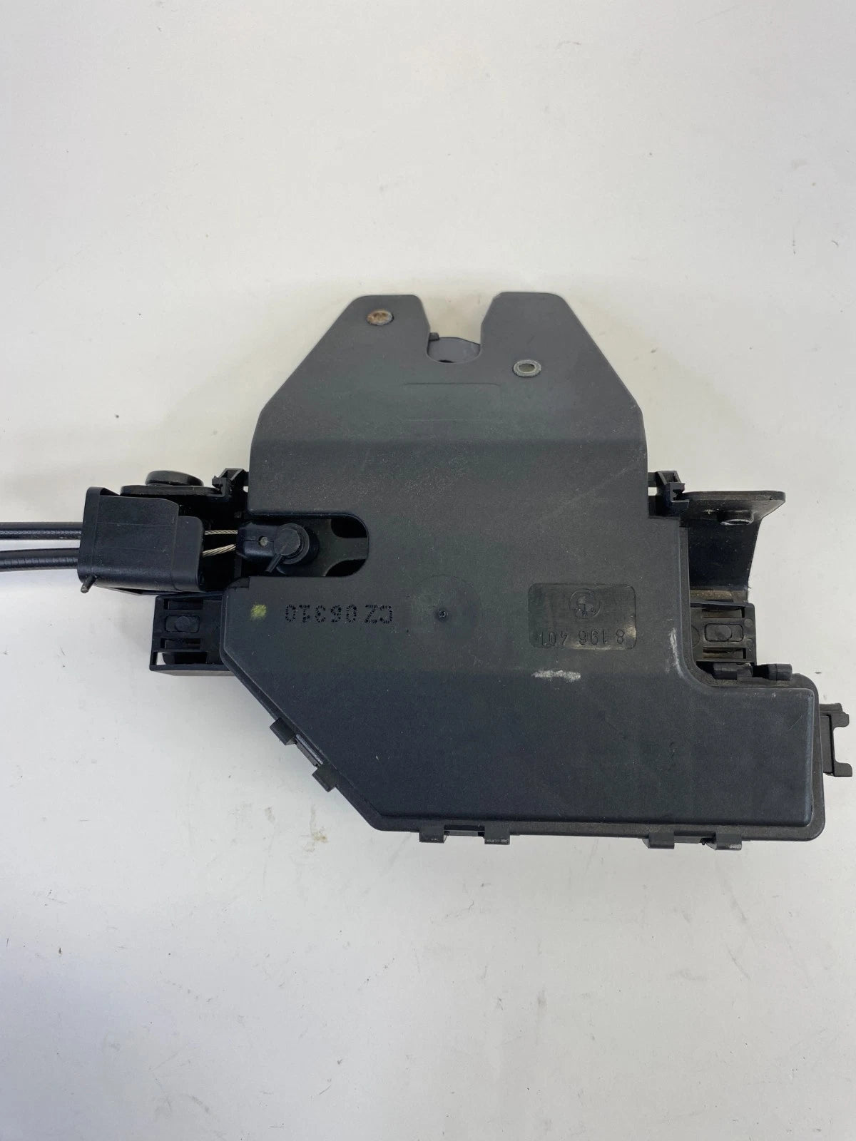 2006-2007 BMW 530XI REAR TRUNK TAILGATE LID LOCK LATCH ACTUATOR OEM