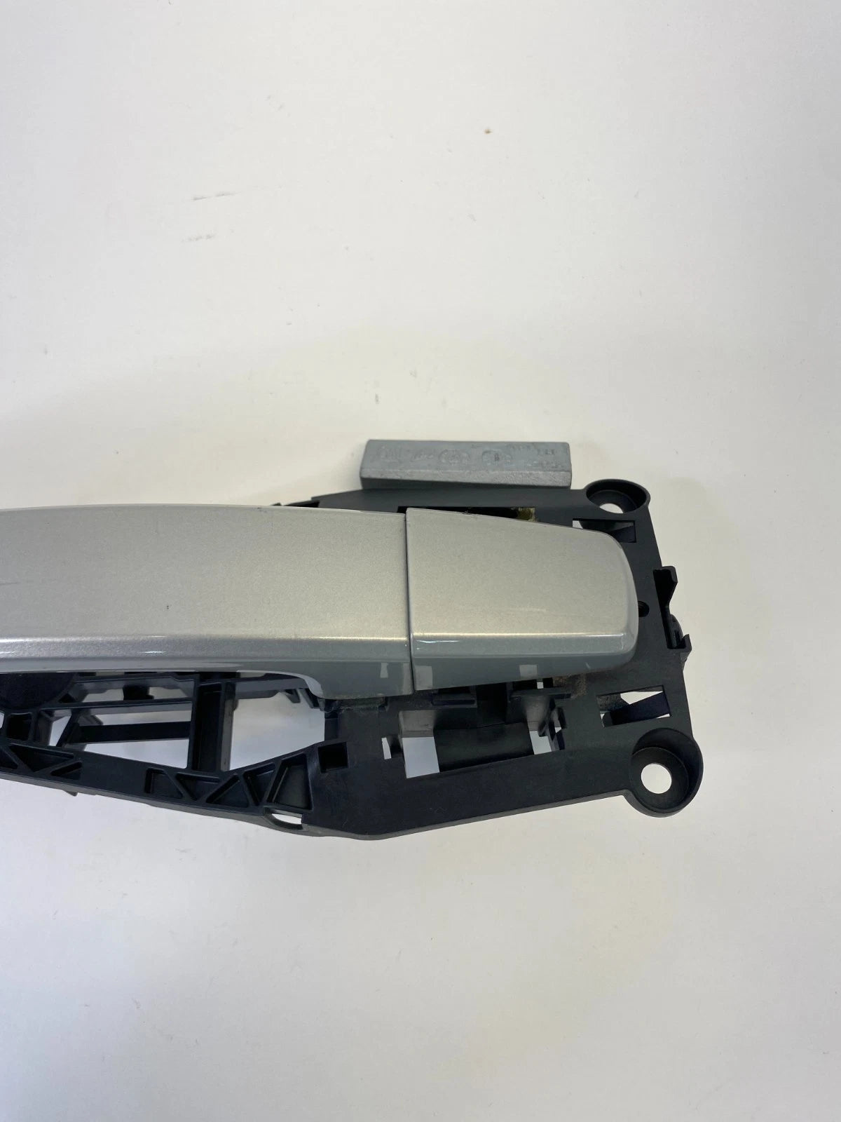 2011 BUICK REGAL SEDAN REAR LEFT SIDE EXTERIOR OUTER DOOR HANDLE ASSEMBLY OEM