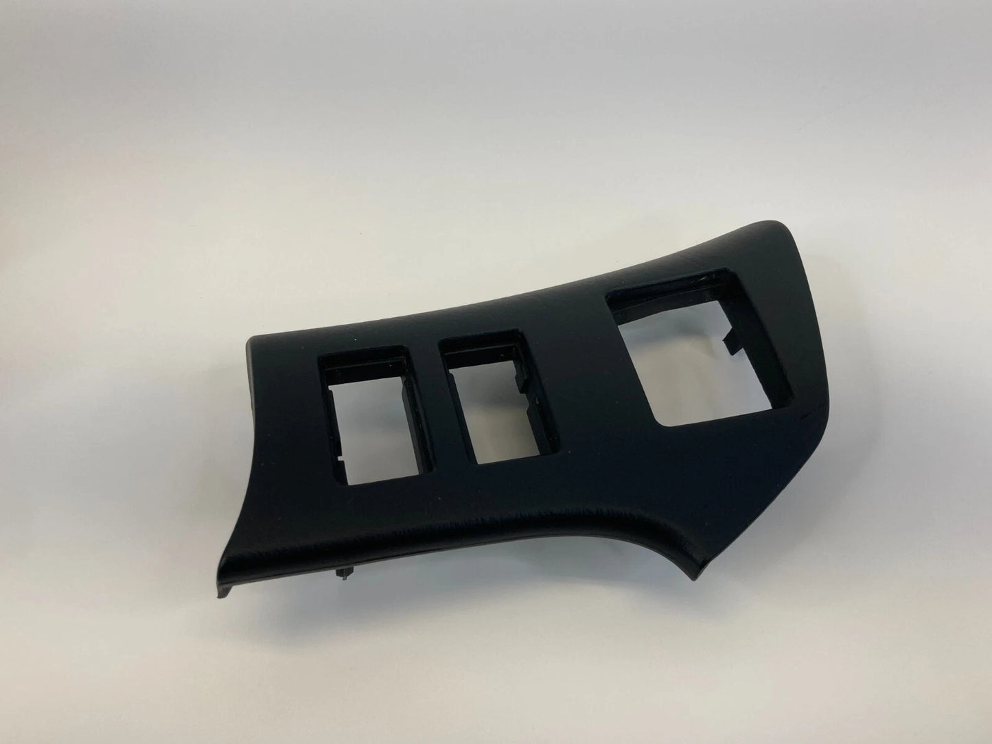 99-03 LEXUS RX300 DASH LEFT SIDE INSTRUMENT PANEL SWITCH COVER BEZEL 55422-48020