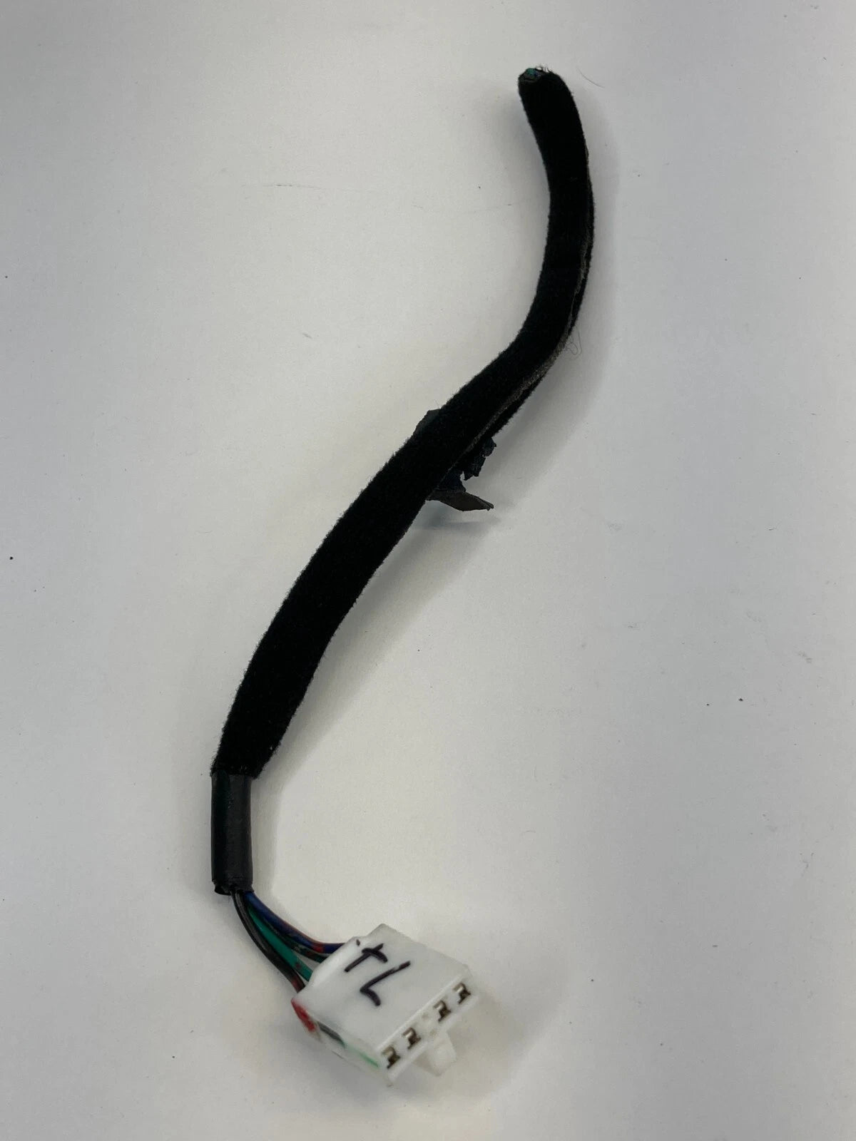 2011-2014 HYUNDAI SONATA LEFT TAILLIGHT PIGTAIL WIRE CONNECTOR PLUG OEM