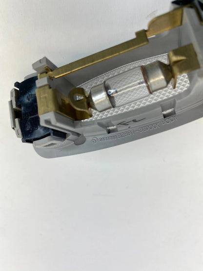 2014-2018 KIA FORTE ROOF FRONT LEFT SUNVISOR VANITY LIGHT LAMP 92891-3SXXX OEM