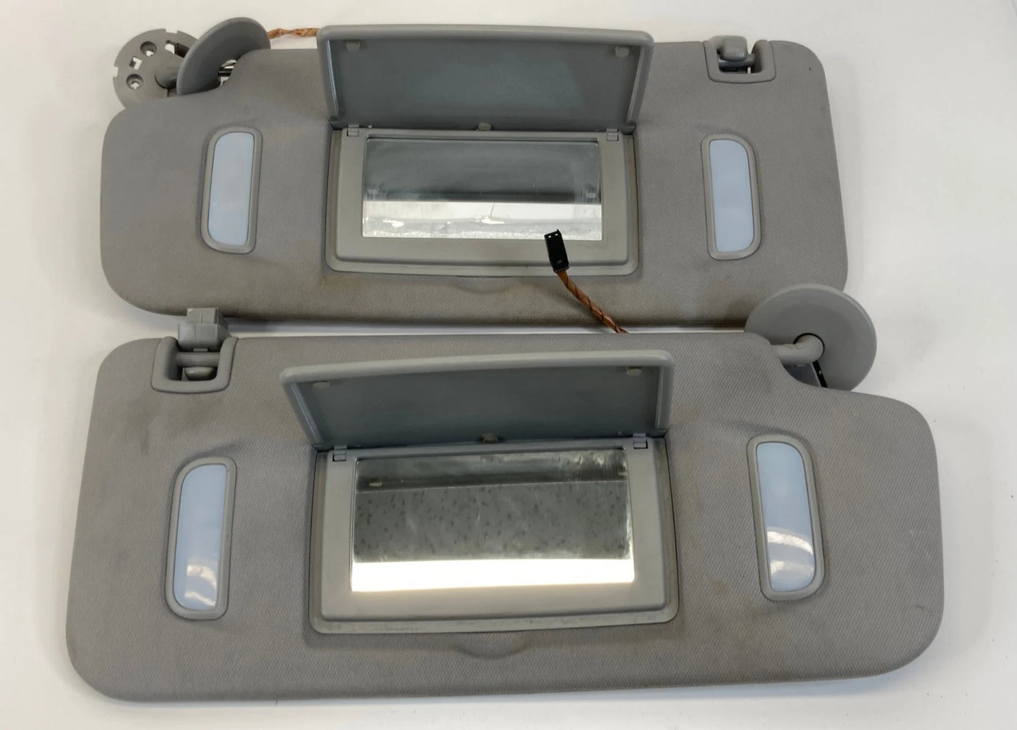 2010-2017 CHEVROLE EQUINOX ROOF SUNVISOR SUN VISOR SET LEFT & RIGHT
