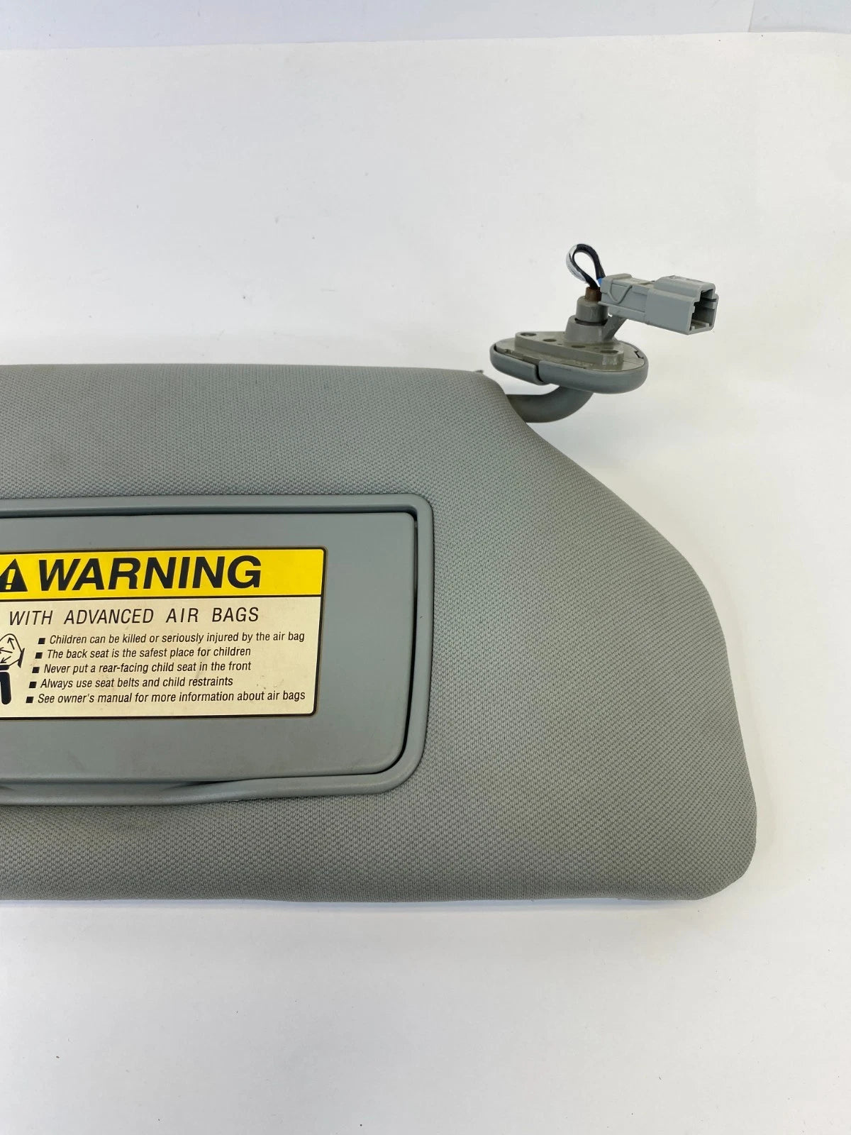 2005-2010 HONDA ODYSSEY PASSENGER RIGHT SIDE SUN VISOR SUNVISOR SHADE OEM