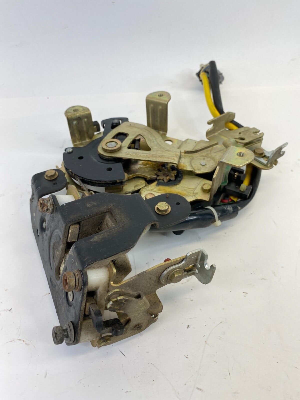 1999-2004 Honda Odyssey Rear Right Slide Door Lock Latch Actuator Assembly OEM